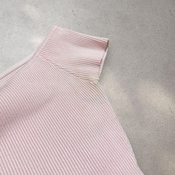Emerson Lang Baby Pink Boat Neck Rib Knit Cap Sleeve Top - Picture 5 of 6